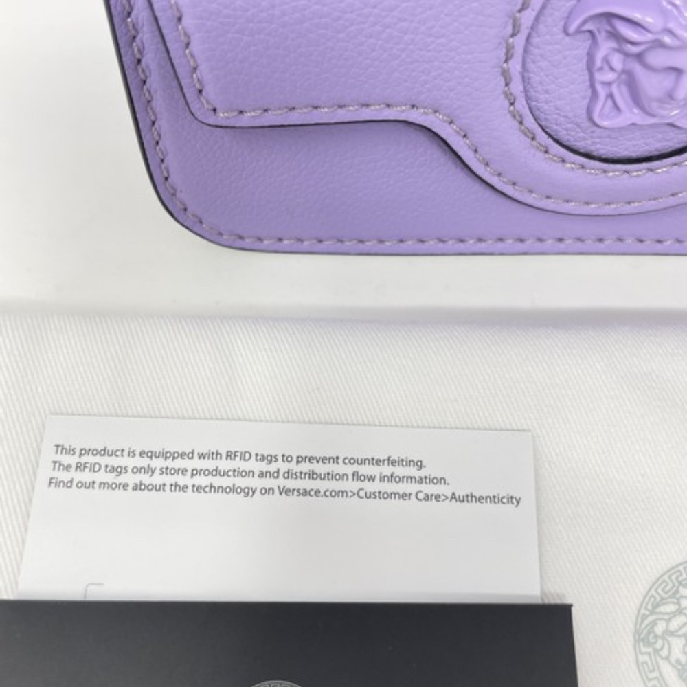 Versace La Medusa Shoulder Bag - Picture 6 of 6